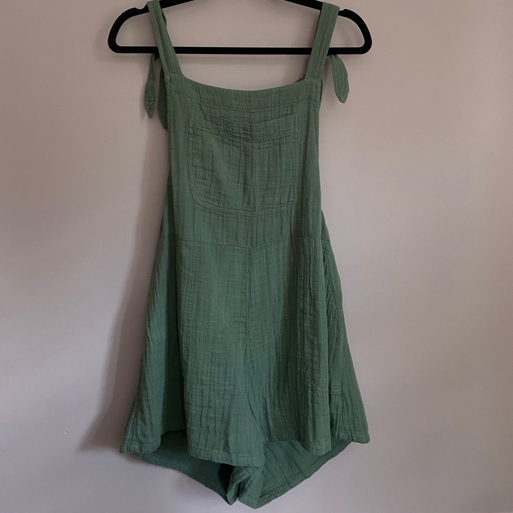 Aerie romper